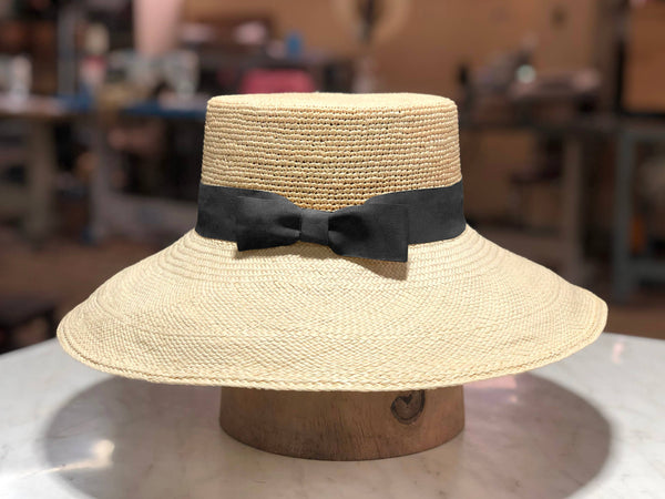 Beige | Manabi Summer Bucket Hat – Elegancia Tropical Panama