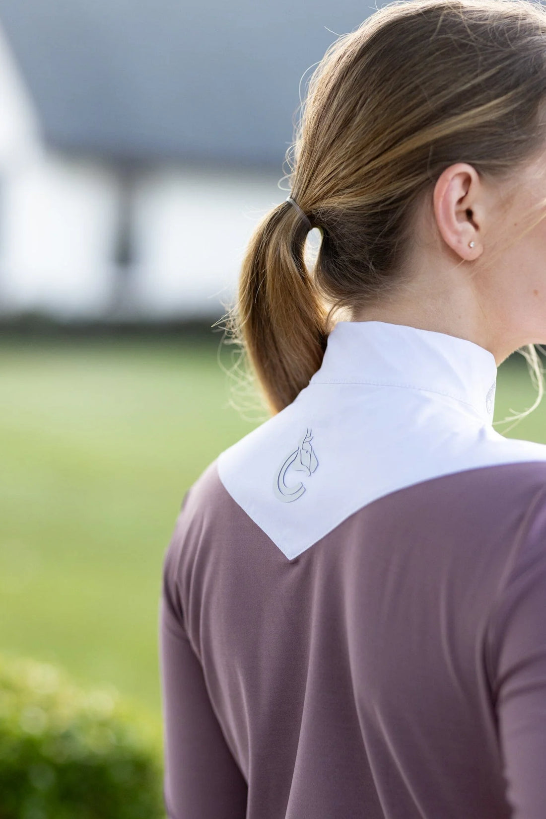 Purple | Amelie Show Shirt, close-up of the contrast collar from behind