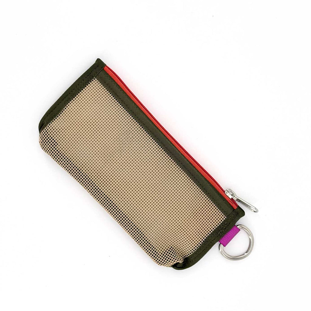 The Catch Pouch