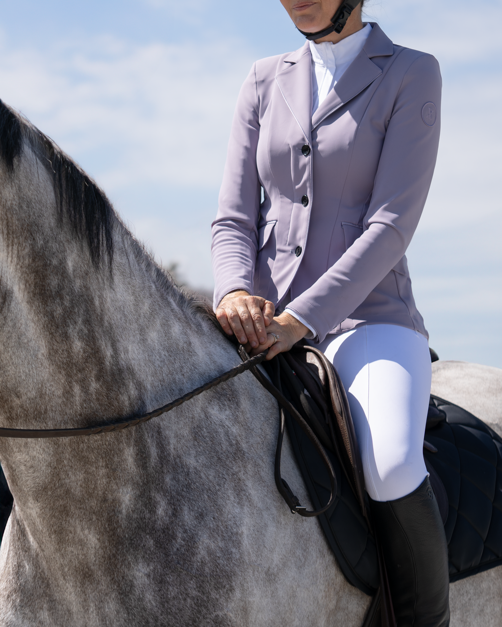 Performance Show Jacket Lavender in Lavender
