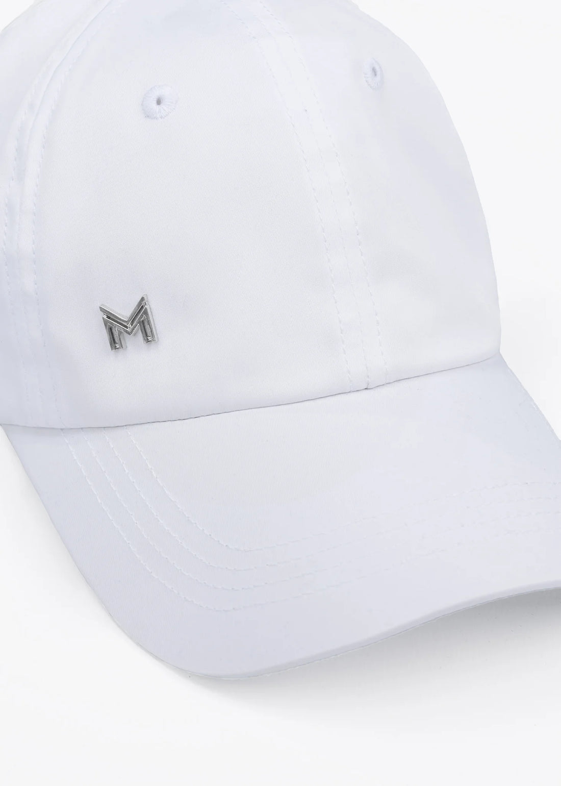 White | Ray Cap – MAXIMILIAN Equestrian, baseball cap with logo, three-quarter view