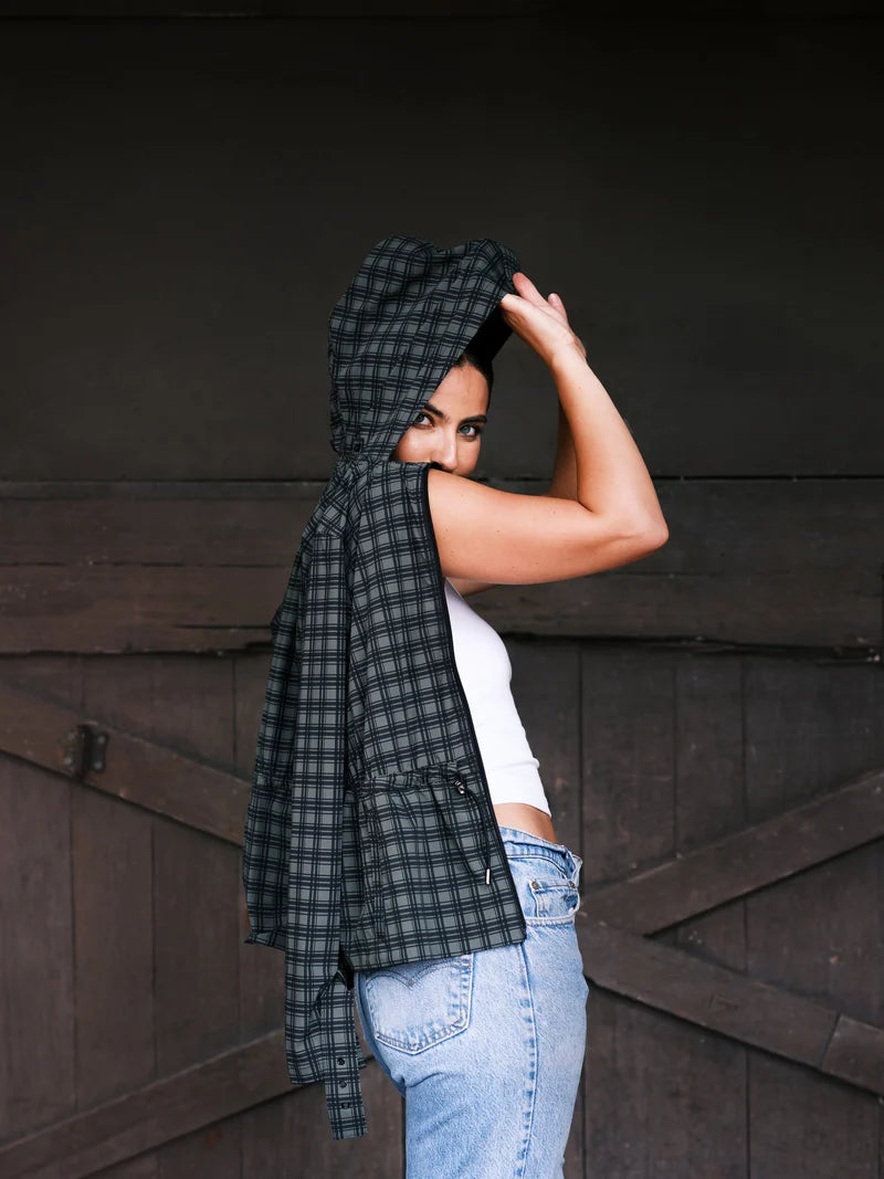 Rowan Windbreaker – Dark Hunter Plaid – Hannah Childs Lifestyle