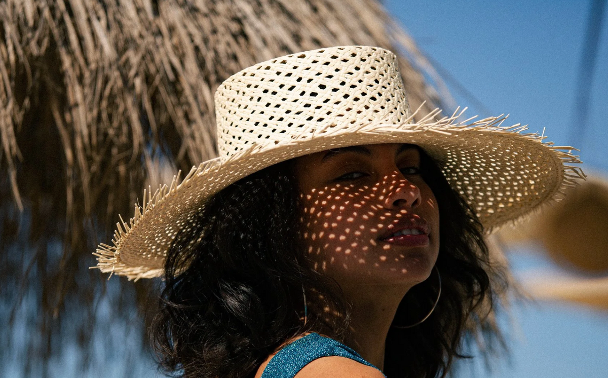 Elegancia Tropical Hats