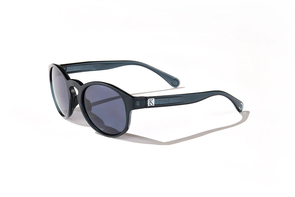 Midnight | The Wellington XS, sunglasses with navy frames, three-quarter view