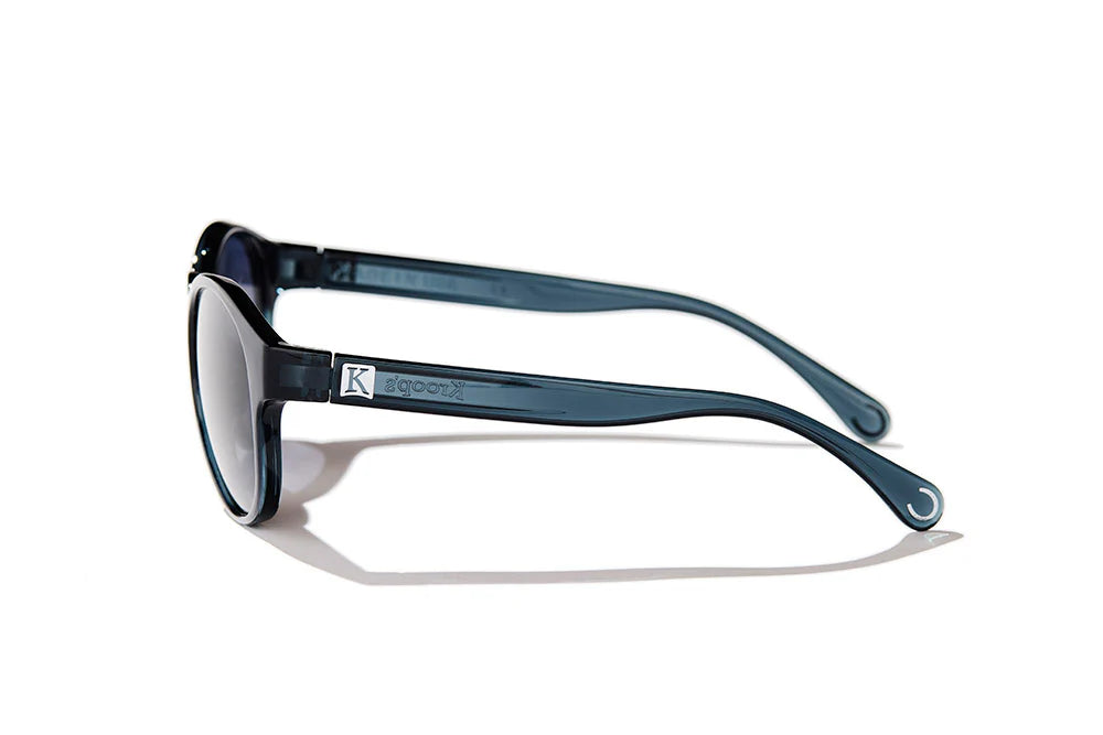 Midnight | The Wellington XS, sunglasses with navy frames, side view